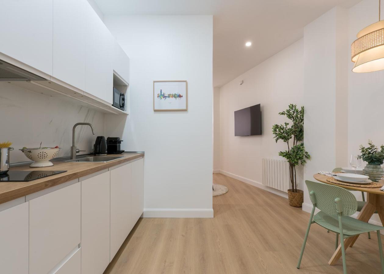 Kaixo Bilbao Apartments Екстер'єр фото