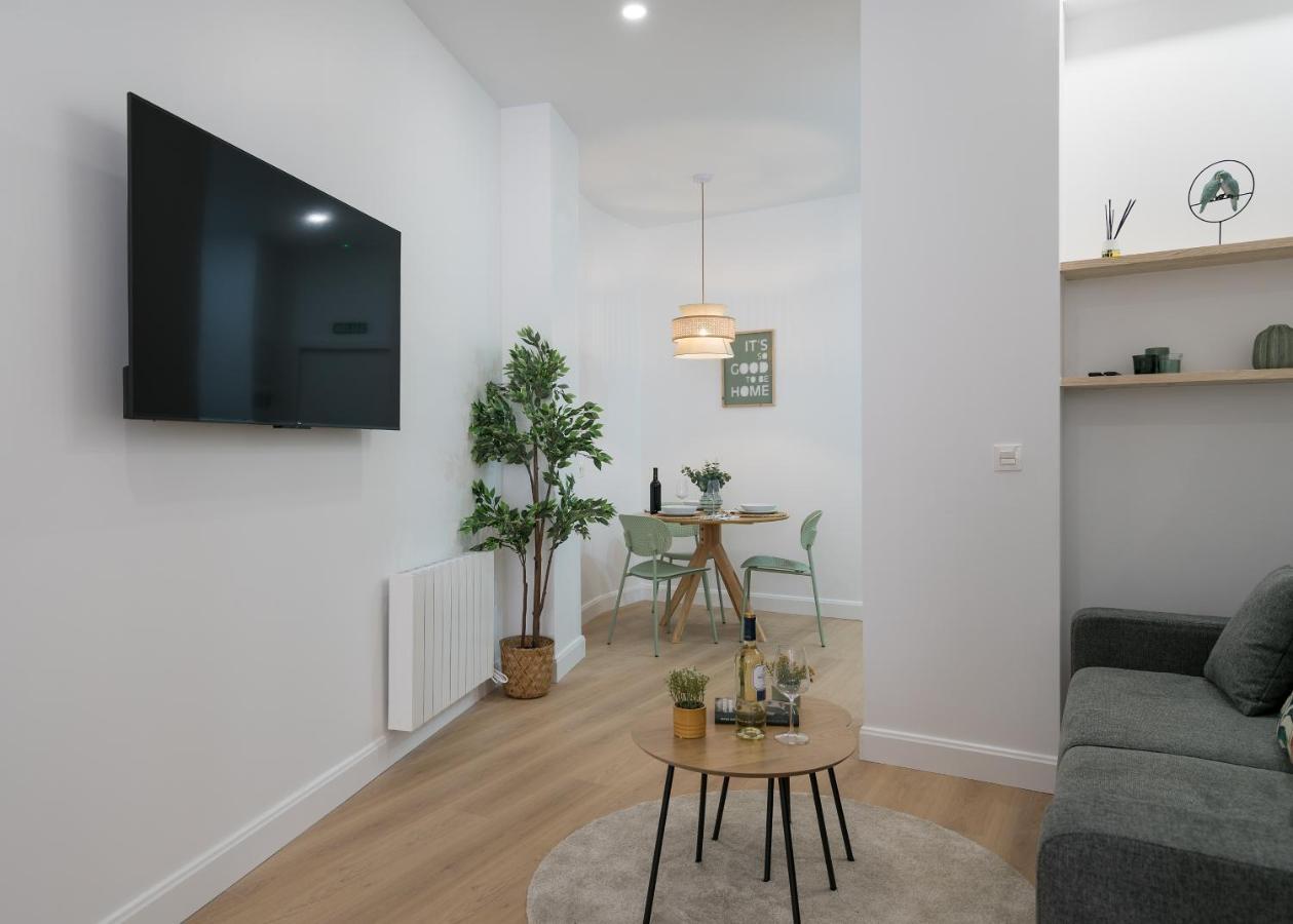 Kaixo Bilbao Apartments Екстер'єр фото