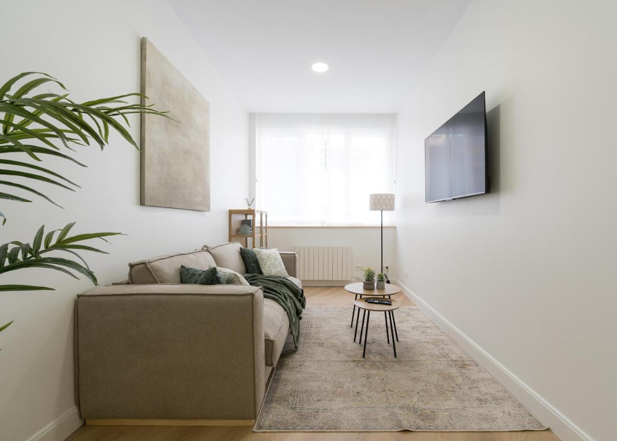 Kaixo Bilbao Apartments Екстер'єр фото