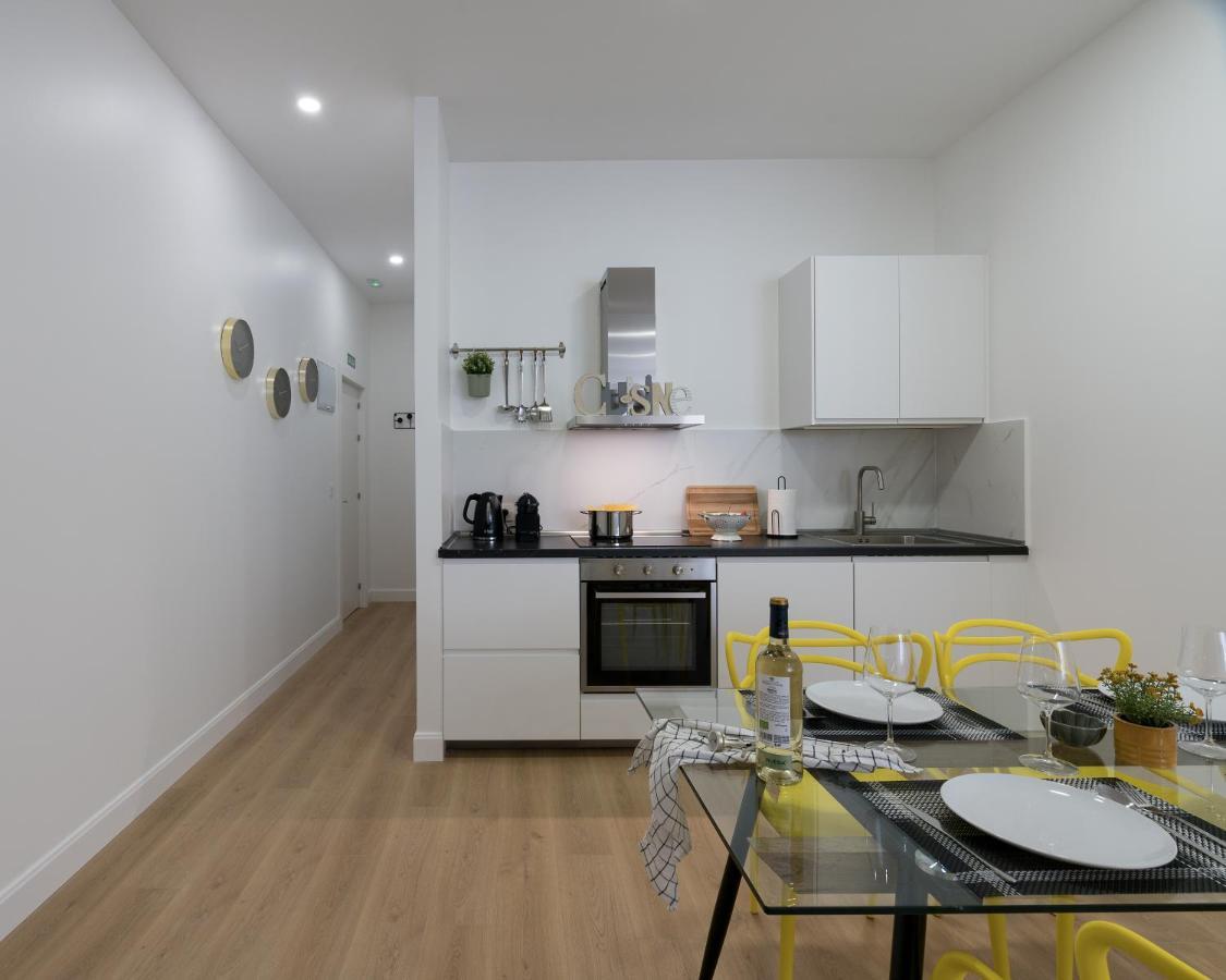 Kaixo Bilbao Apartments Екстер'єр фото