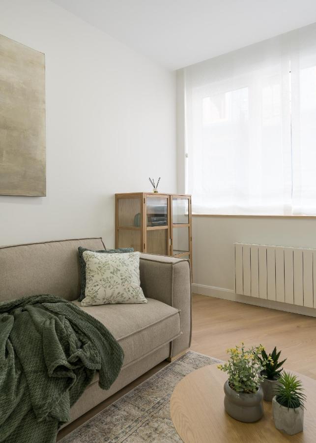 Kaixo Bilbao Apartments Екстер'єр фото